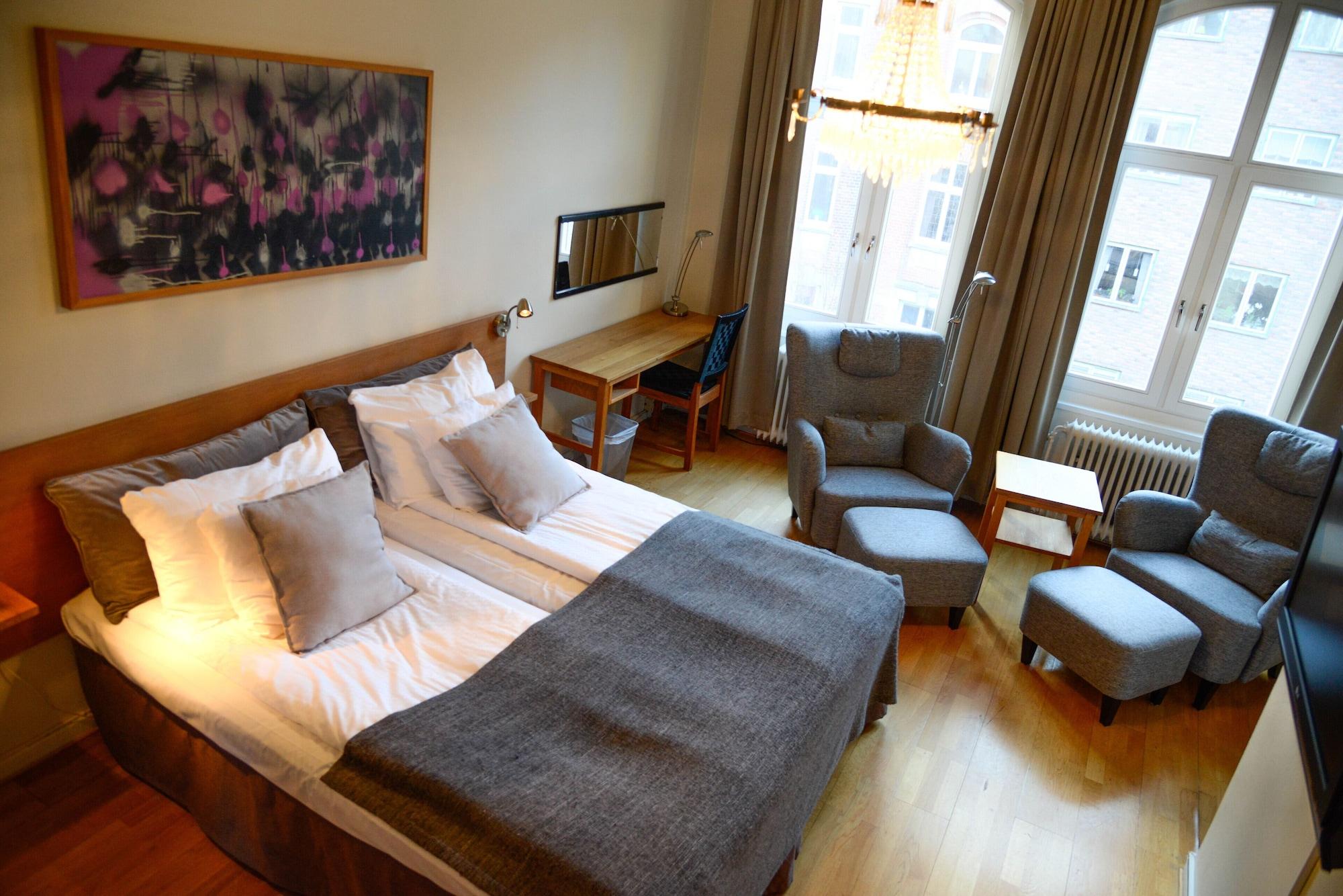 Hotel Continental Relax & Spa Хальмстад Экстерьер фото